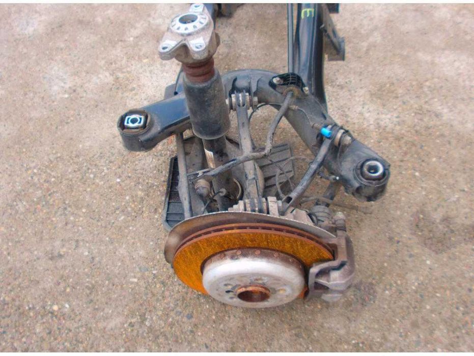 BMW 3 G20 G21 Цапфа підвіска задня ліва права