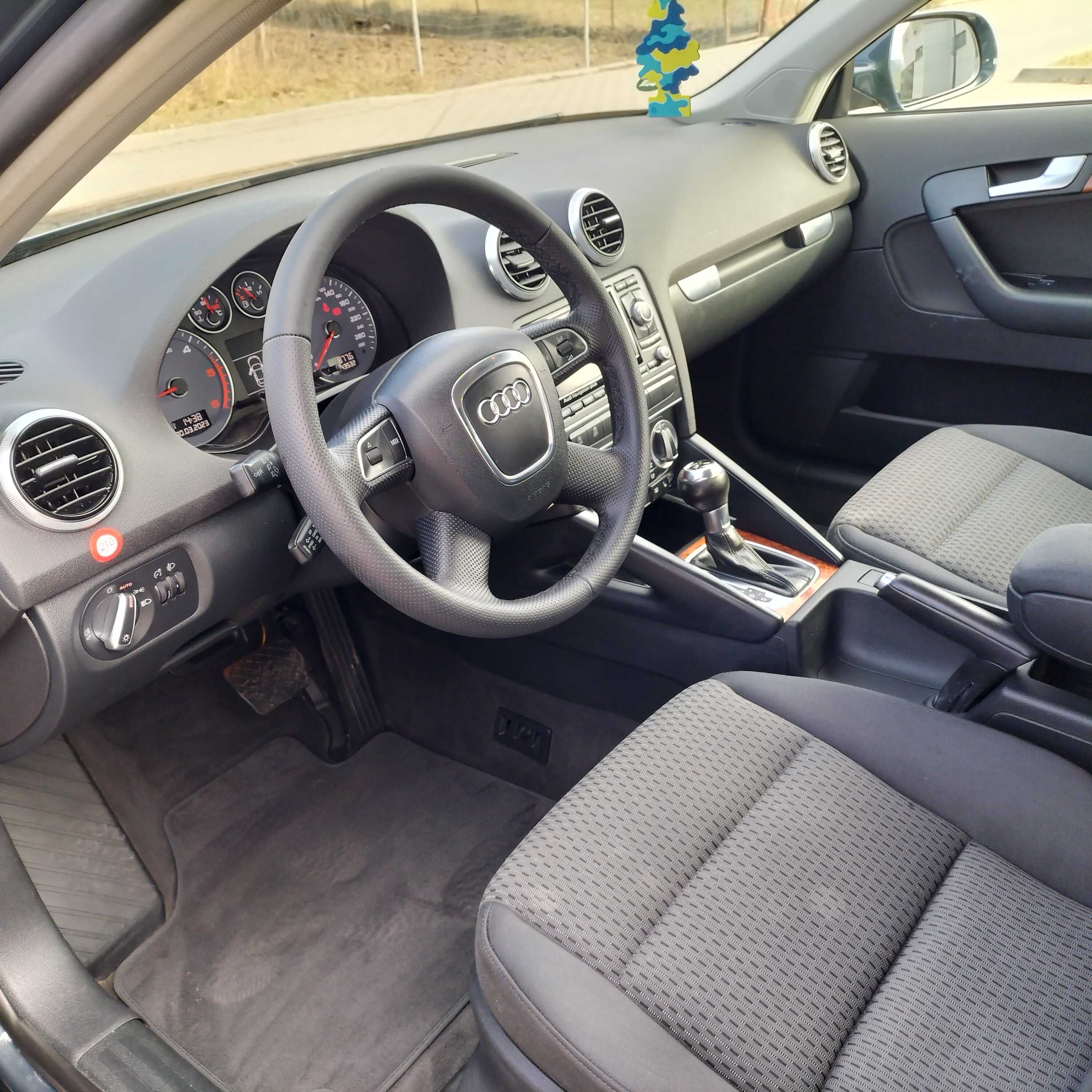 AUDI A3 2012r. 1.6tdi 105km 5 drzwi automat 100% sprawna