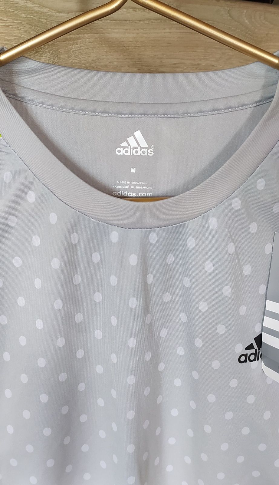 Футболка Adidas р. М.  Новая