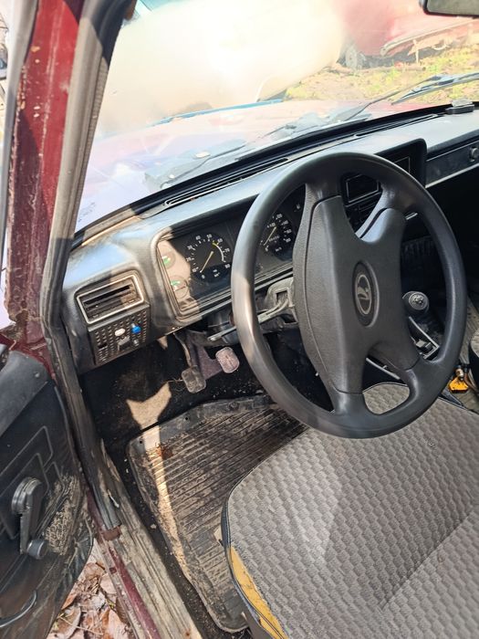 Продам ВАЗ 2107 інжектор срочно