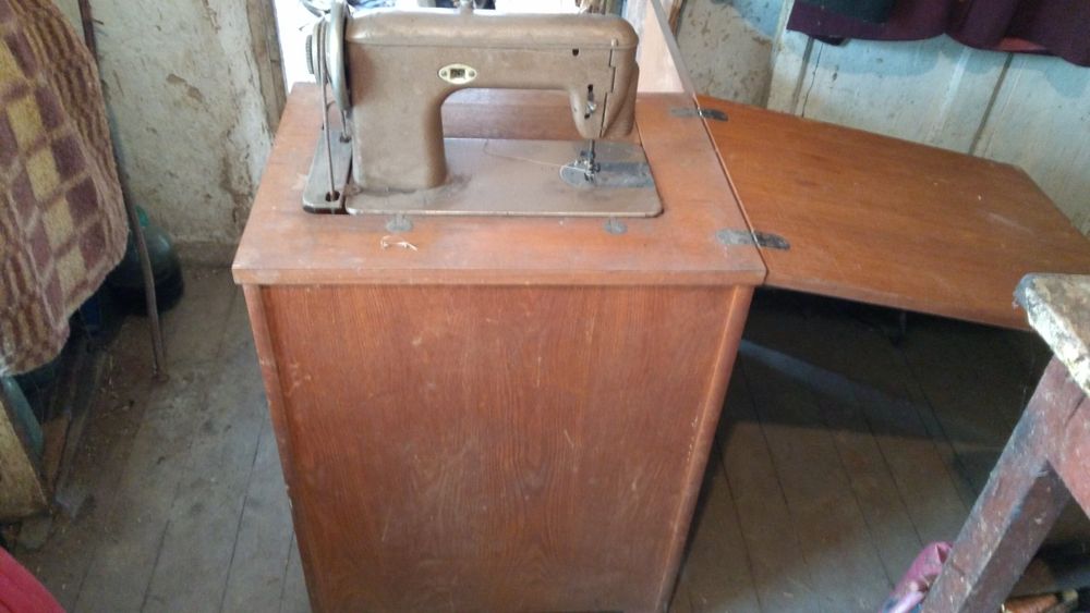 Продам швейную машинку Подольск