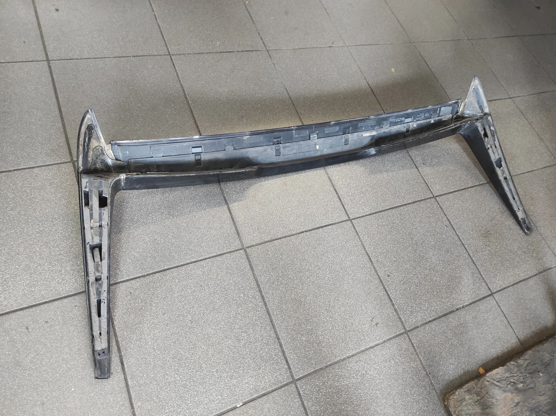 SPOJLER SPOILER LOTKA DASZEK TYLNEJ KLAPY OE VW POLO 5 6R BLUEMOTION 6R6827567 6R6805946 6R6805945 WYSYŁKA !!!!