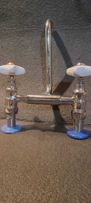 Принадлежности ванной комнаты