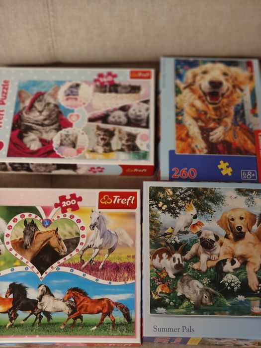 Puzzle Trefl 5 zestawów.