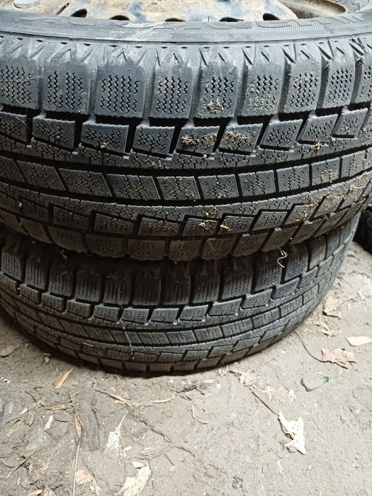 Продам резину с дисками 185/65/14 зима ланос нексия нубіра