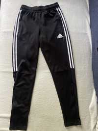 Spodnie dresowe Adidas Aeroready