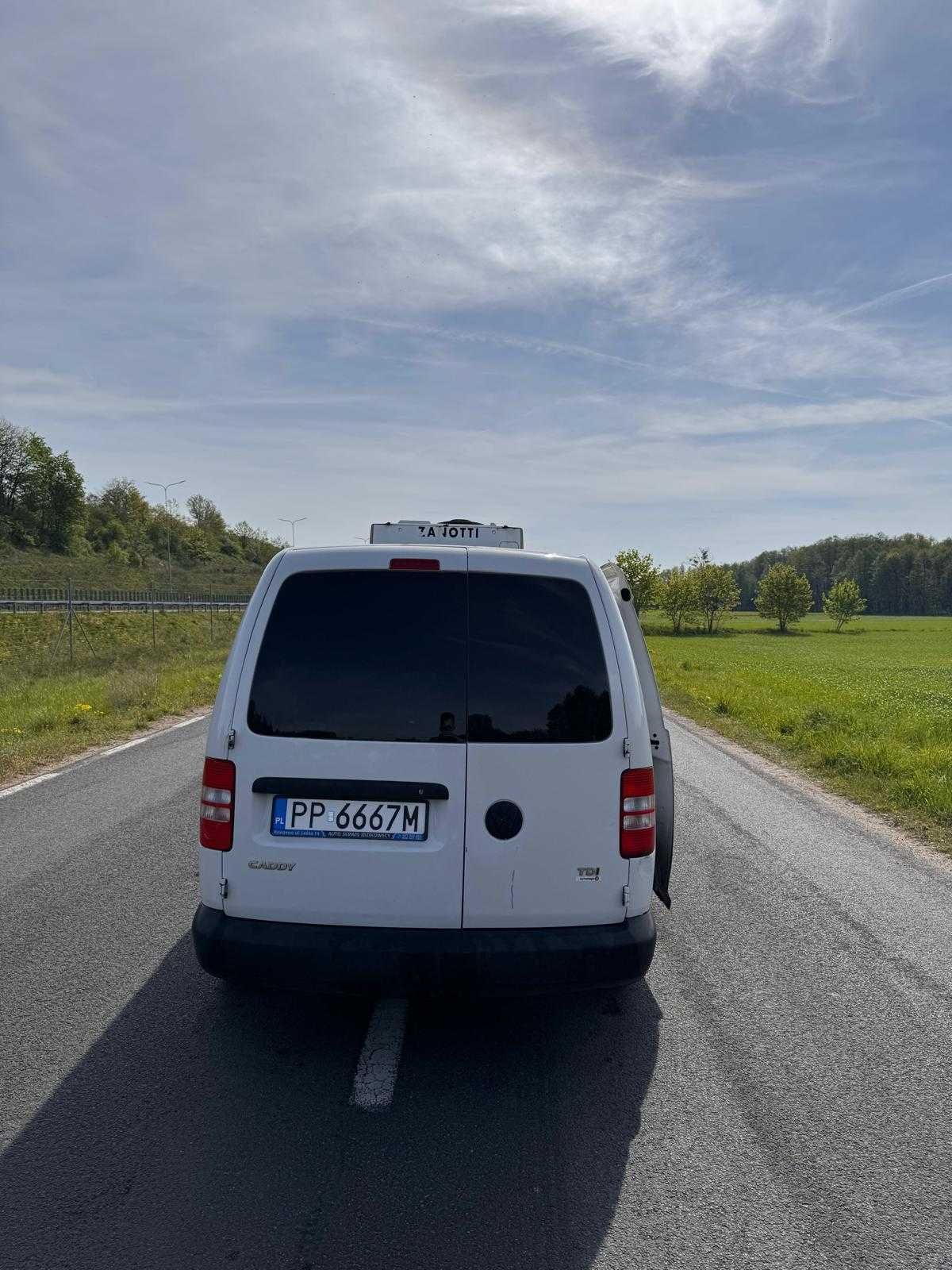 vw caddy chłodnia podwójne zasilanie