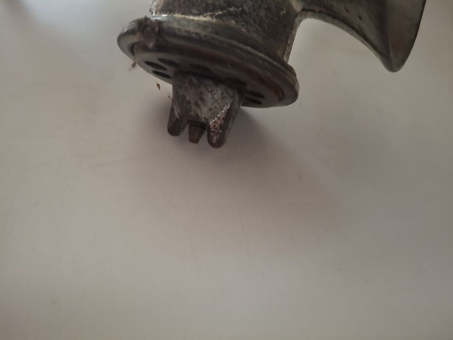 Moedor de carne picsdor antigo em aço inglês