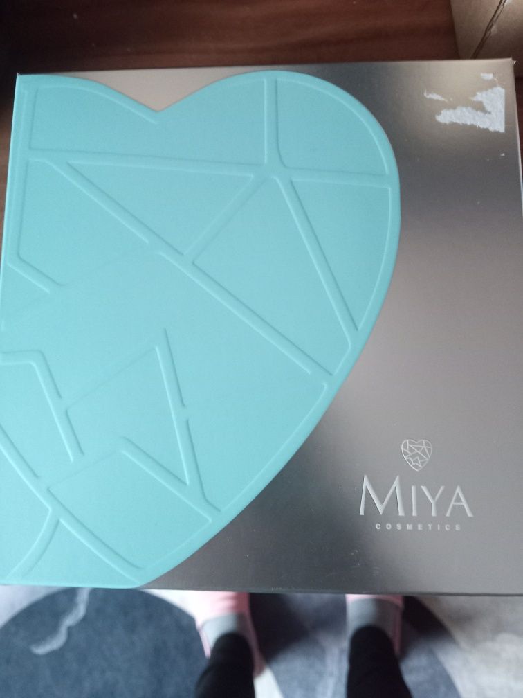Zestaw prezentowy kosmetyków miya more hydration