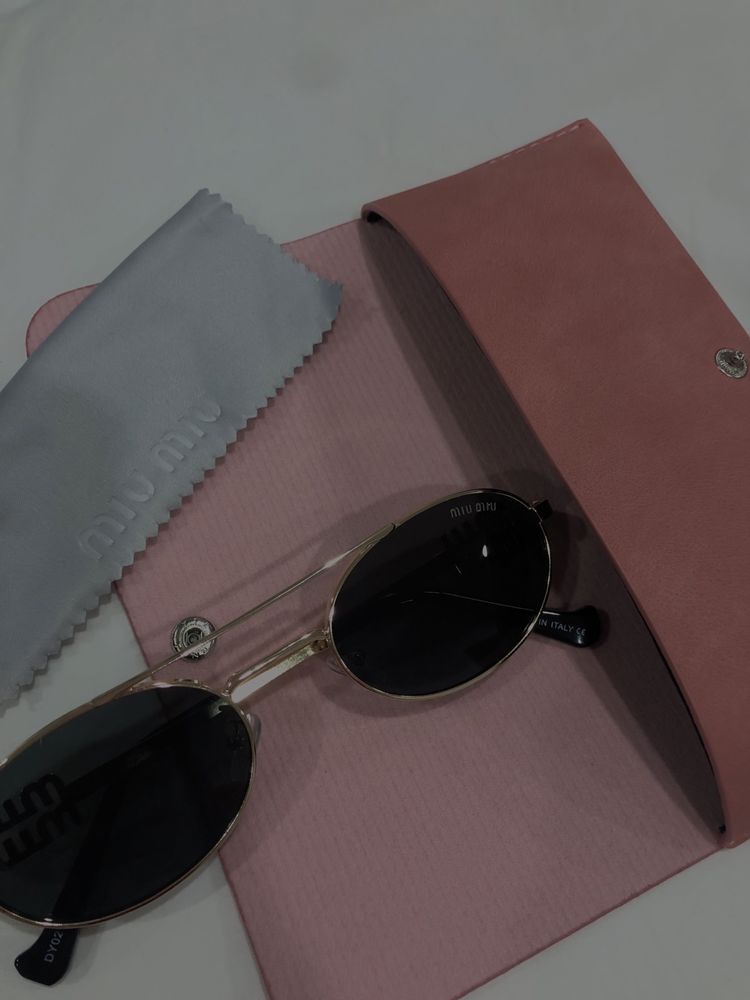 Oculos marca miumiu