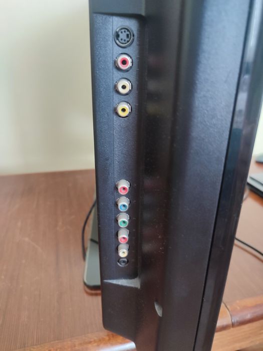 Телевізор Philips 32PFL4303/12