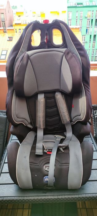 Автокресло CHICCO Gro-Up