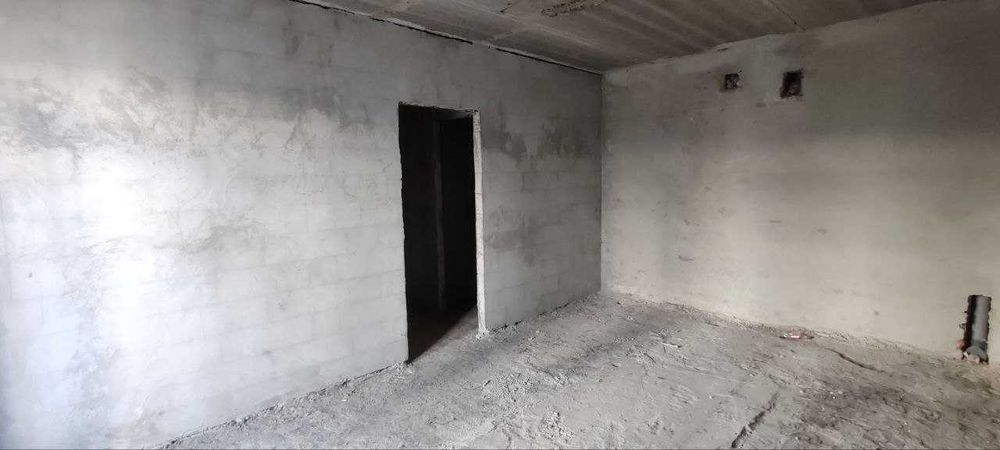 Квартира 2-кім  60 м2. Можна заходити на ремонт