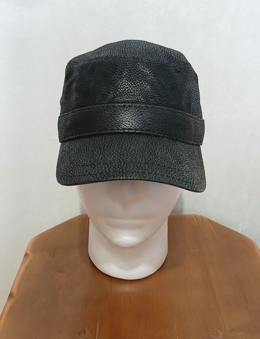 Бейсболка німка чорна з вушками