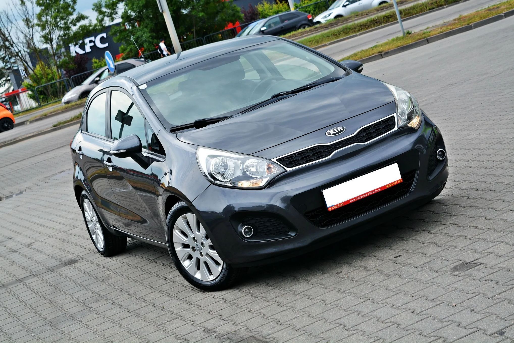 Kia Rio Nawigacja, Kamera cofania, Klimatyzacja