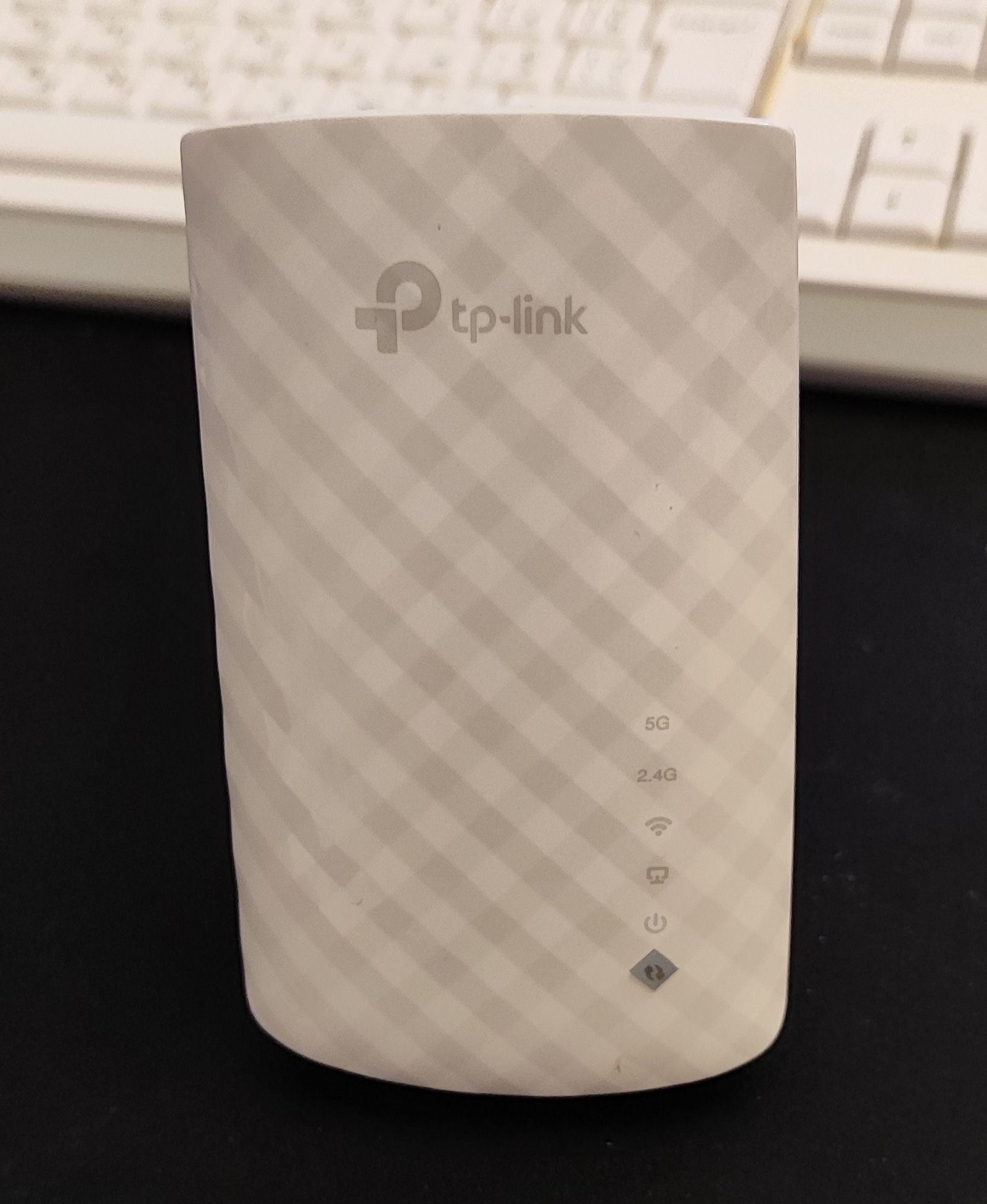 Продам усилитель сигнала WiFi ретранслятор роутер TP-LINK AC750 RE200