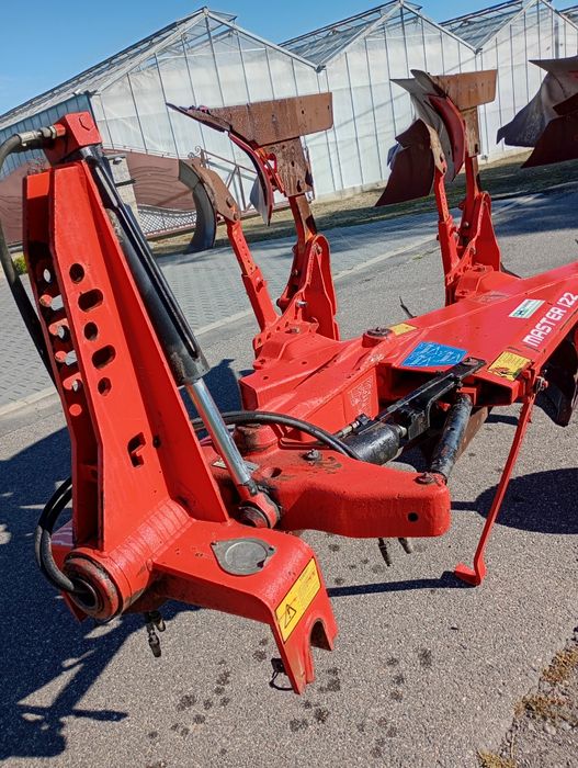 Kuhn master 122 4 skibowy