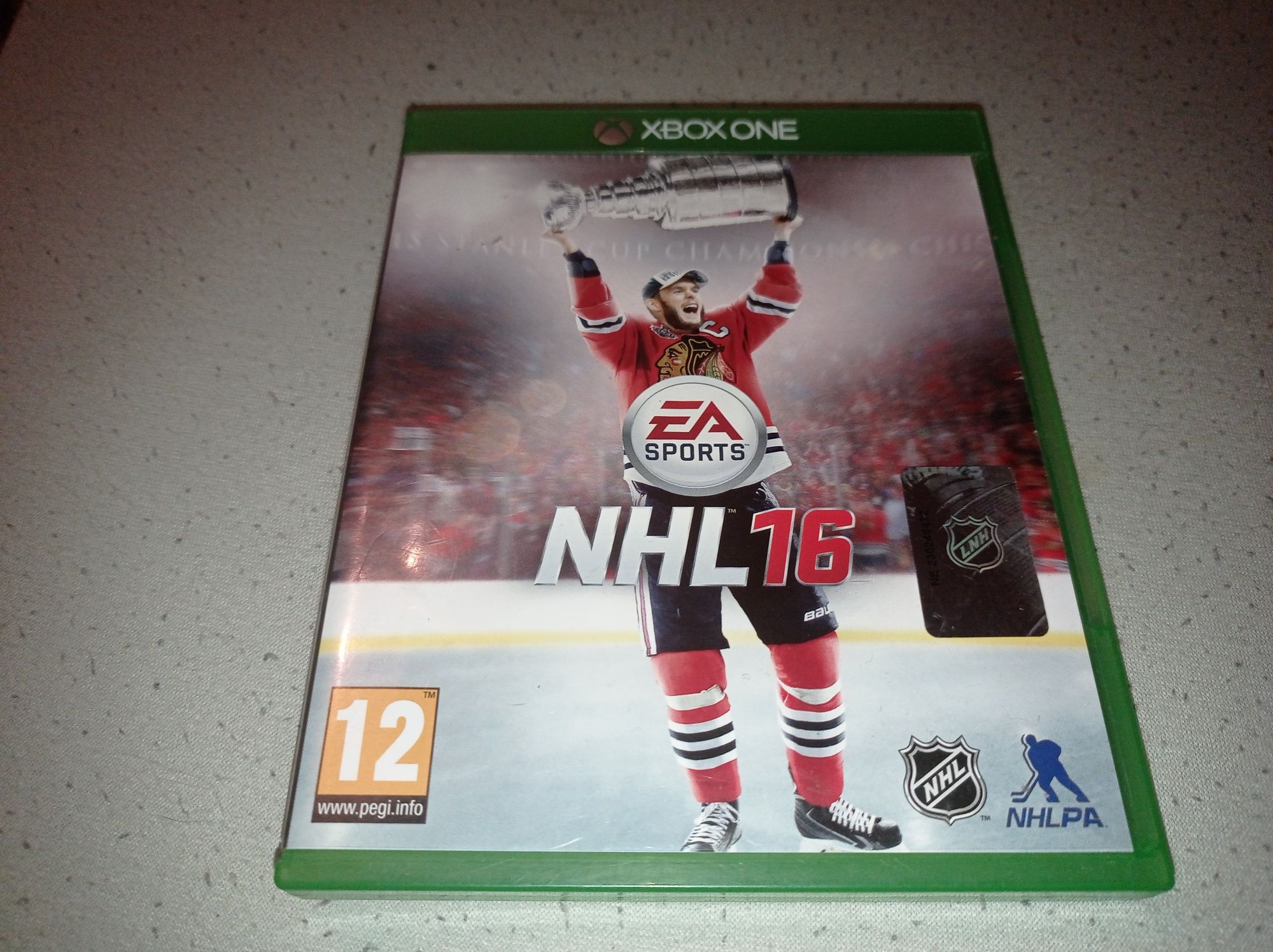Gra na Xbox One NHL16