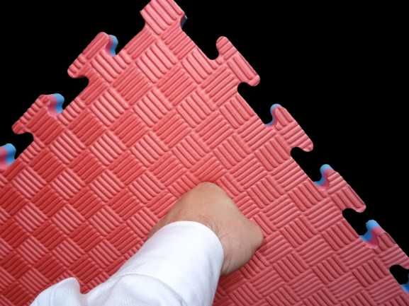 Tatami Puzzle Tatame Dominus Sportswear (novo) 1mx1mx2,5cm