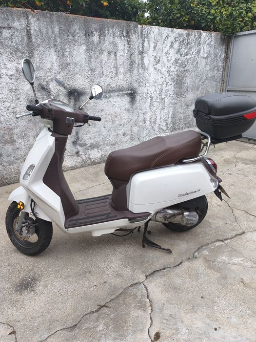 Zahara 50 2.256 km .Muito pouco uso. Vendo pois não estou a usar.
