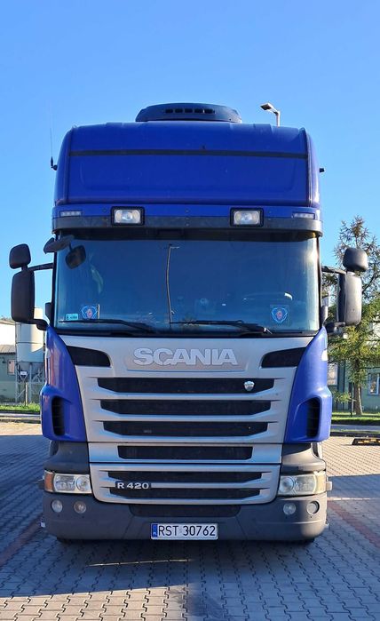 Ciągnik siodłowy Scania R-420