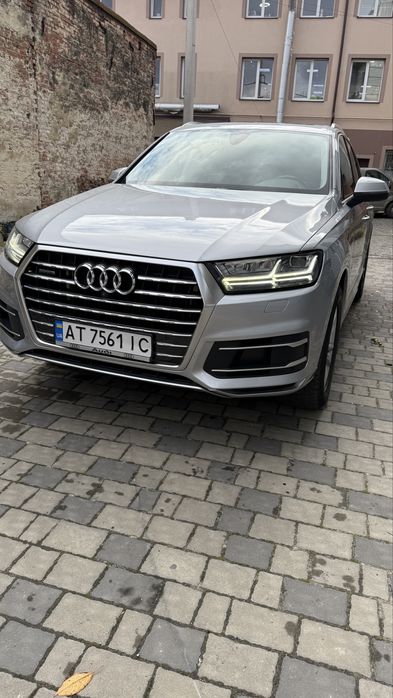 Audi q7 2017 premium plus