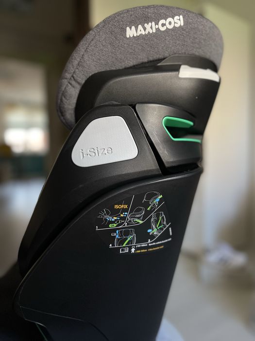 Автокрісло maxi-cosi i-size від 3 до 12 років
