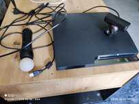 Konsola PS3 z kontrolerem ruchu MOVE