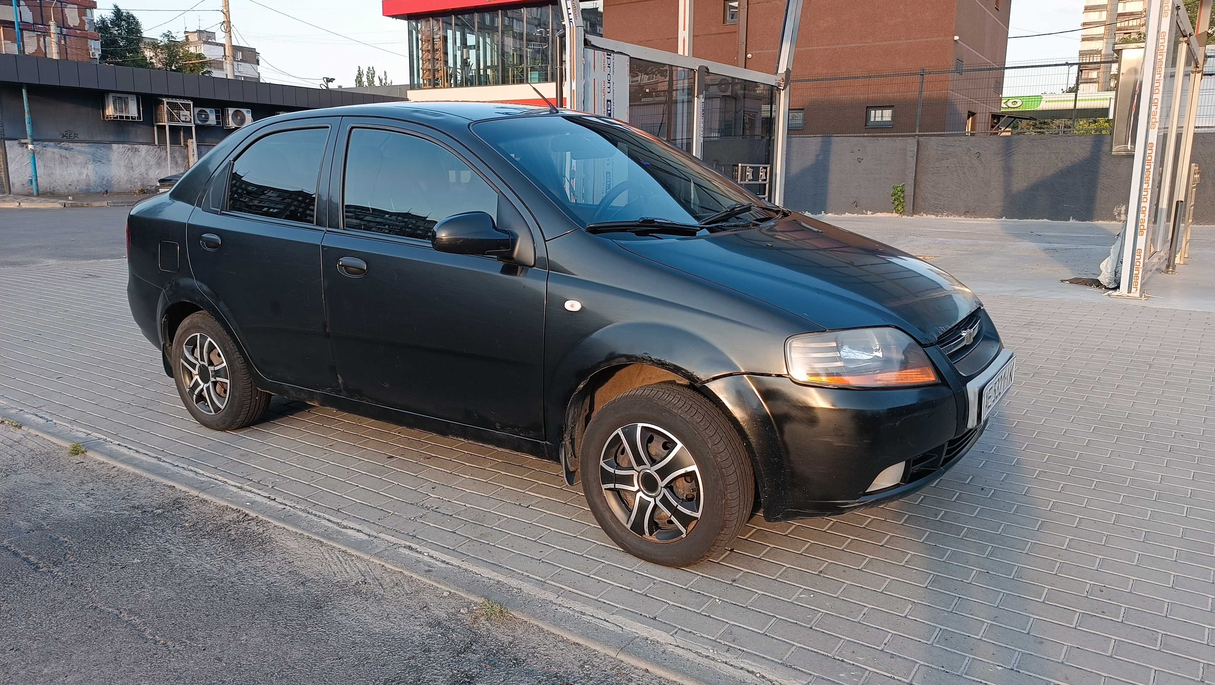 Продам Chevrolet Aveo 2005 год. Очень надежная и экономичная машина.