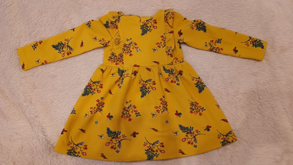 Sukienka 86 śliczna