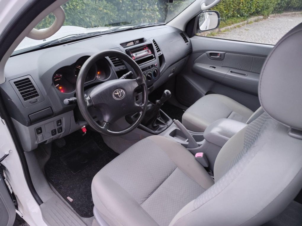 Toyota Hilux 2.5D4D 4x4 4 Lugares