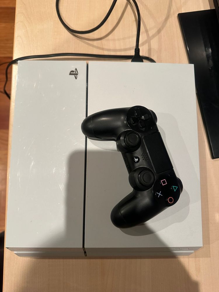 PS4 Fat 500GB + dualshock - Impecável