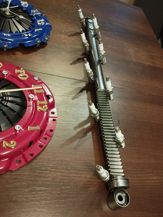 Wieszak handmade z listwy i świec zapłonowy