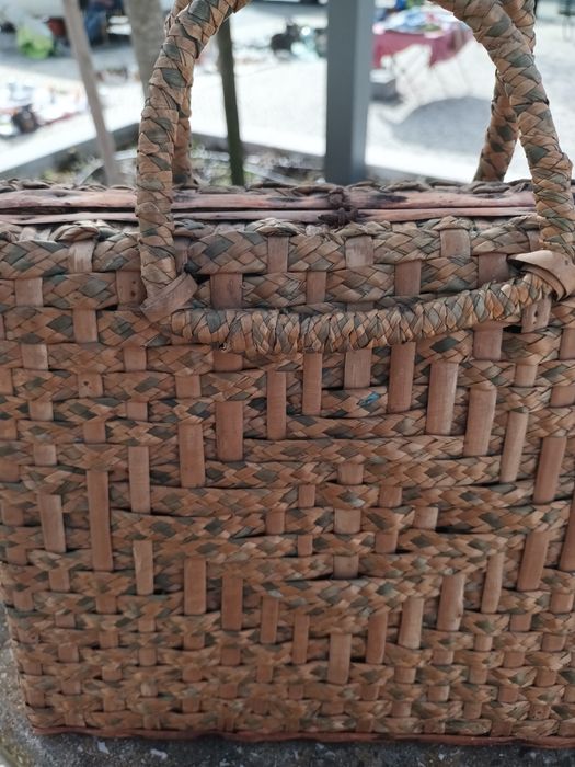 Cestos e cestas de verga