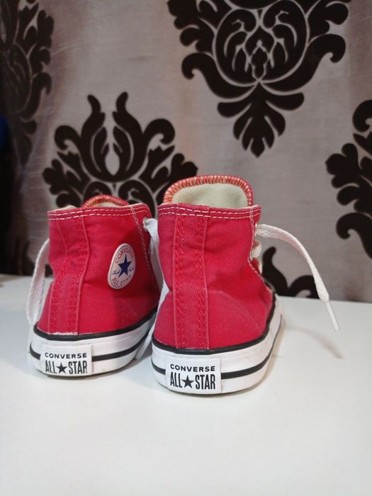 Buty Converse czerwony