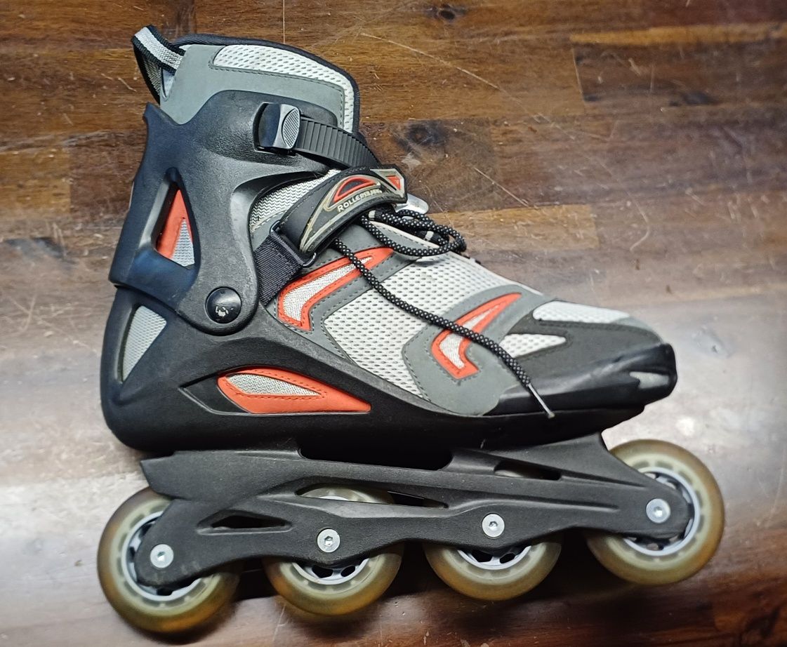 Vendo patins em linha Rollerblade tam44