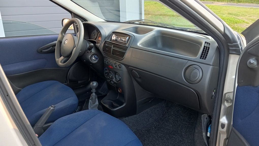 FIAT PUNTO Lift 1.2 benzyna 5-drzwi Klima Elektryka Sprawny Zadbany