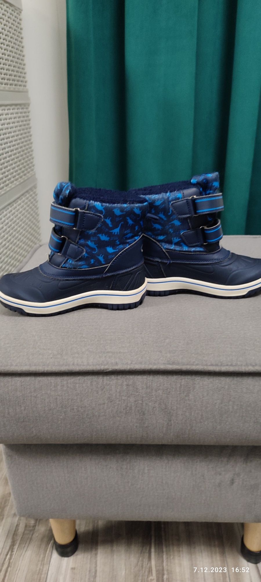 Buty chłopięce zimowe
