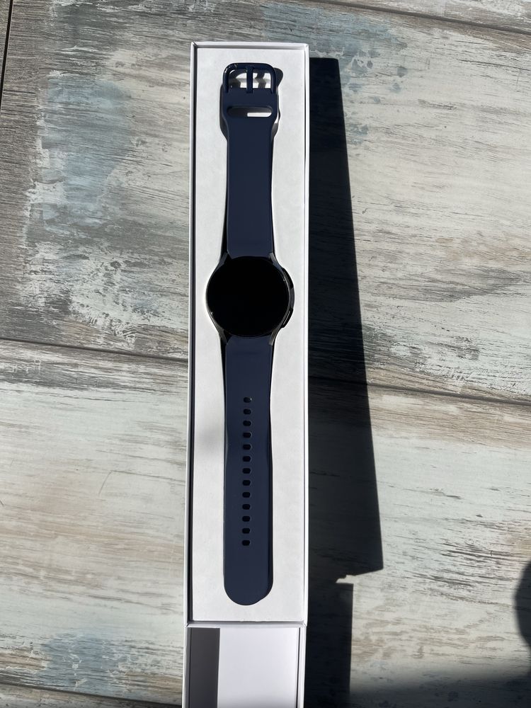 Смарт-часы Samsung Galaxy Watch6 40mm Silver (SM-R930NZEASEK)