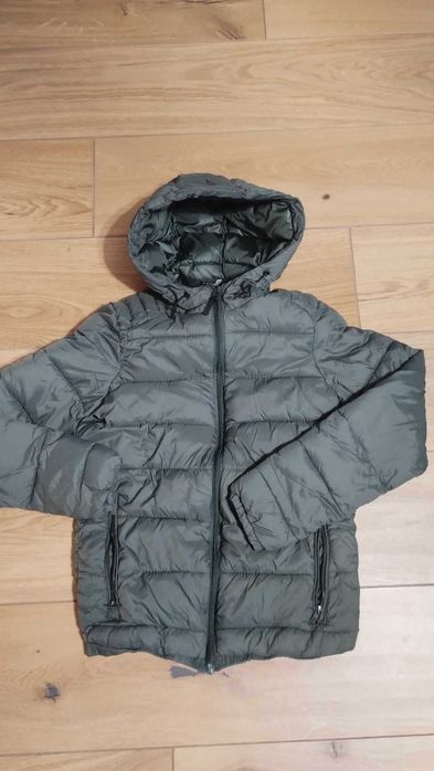 Kurtka Bershka- rozm. XS,wojskowa zieleń