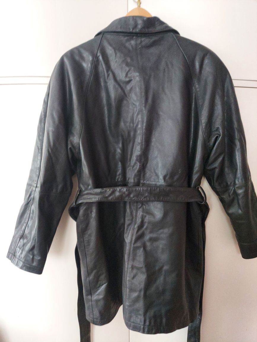 Czarna skórzana kurtka, krótki płaszcz L/XL