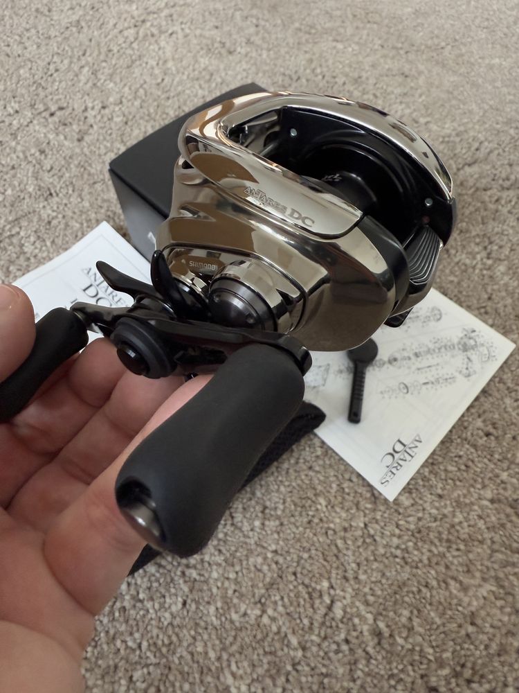 Shimano 21 Antares DC HG Топова кастингова риболовна котушка. Нова!