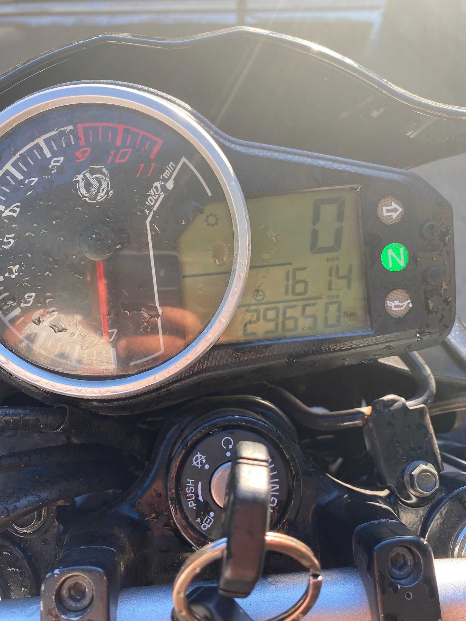 Vende-se moto Sym Wolf de 2014