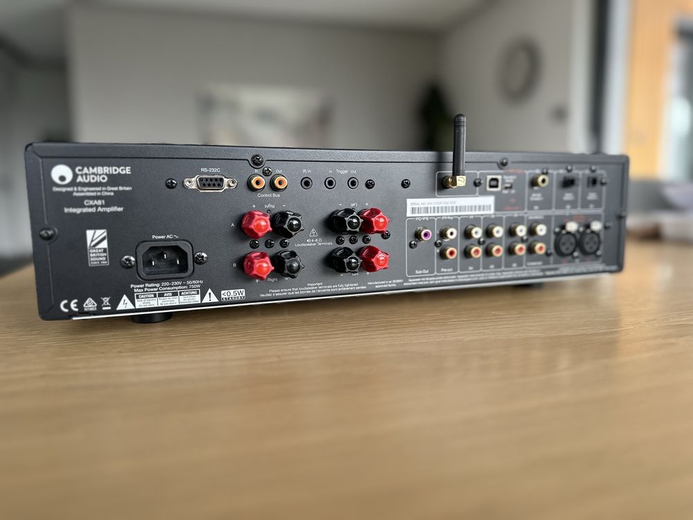 Cambridge audio CXA81