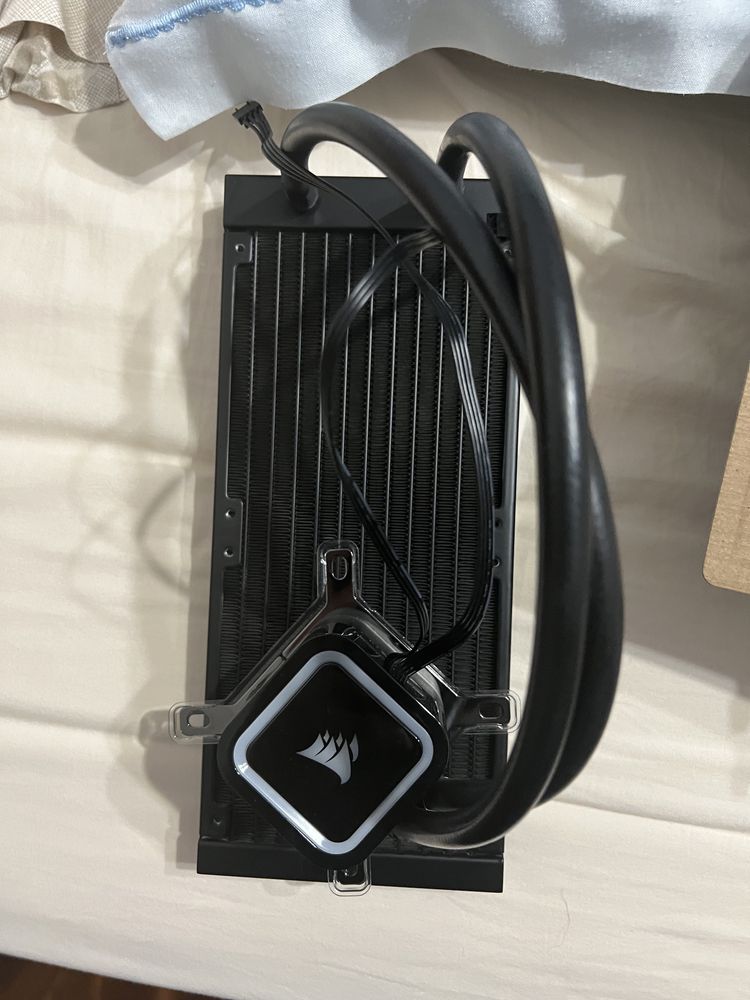 Water cooler corsair h100x RGB