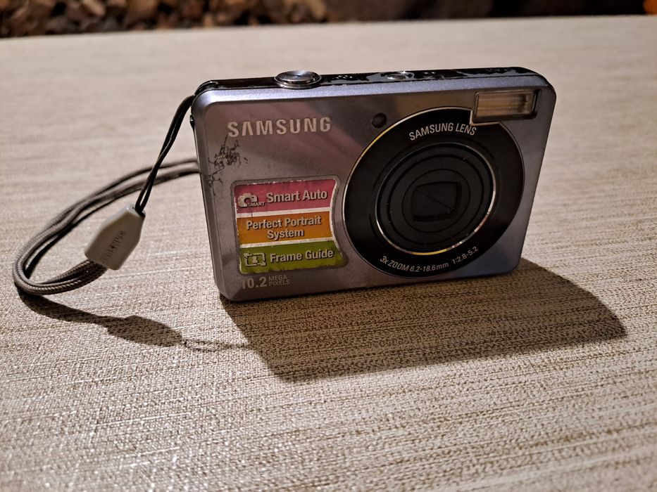 Máquina Fotográfica Samsung 10.2 Megapixeis