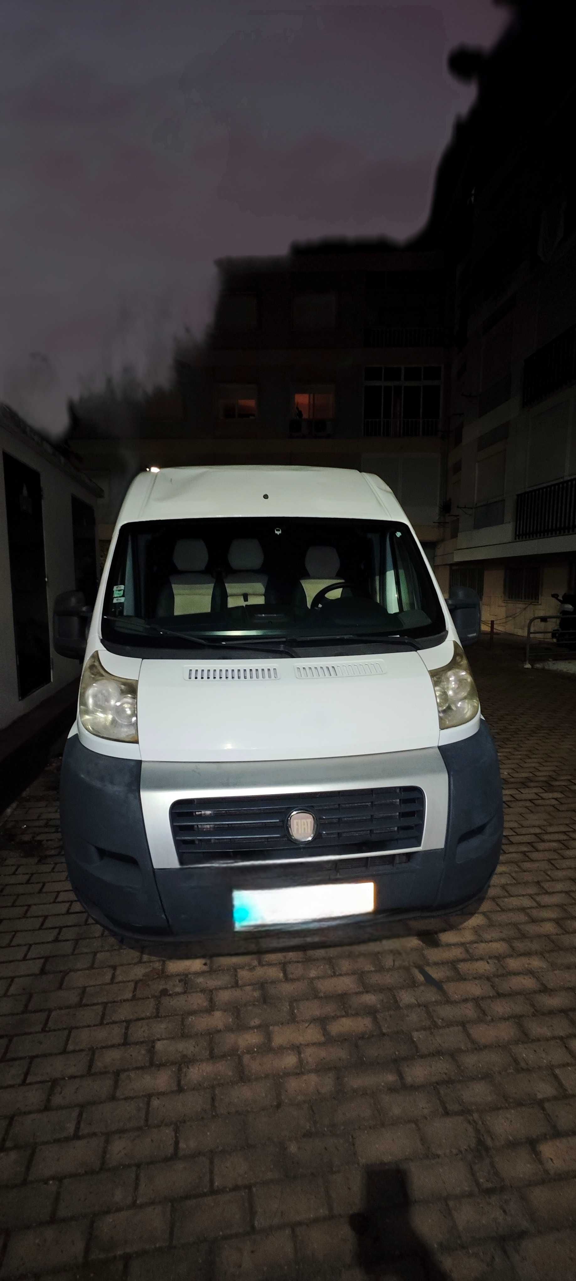 Fiat Ducato Camper Van (duche interior)