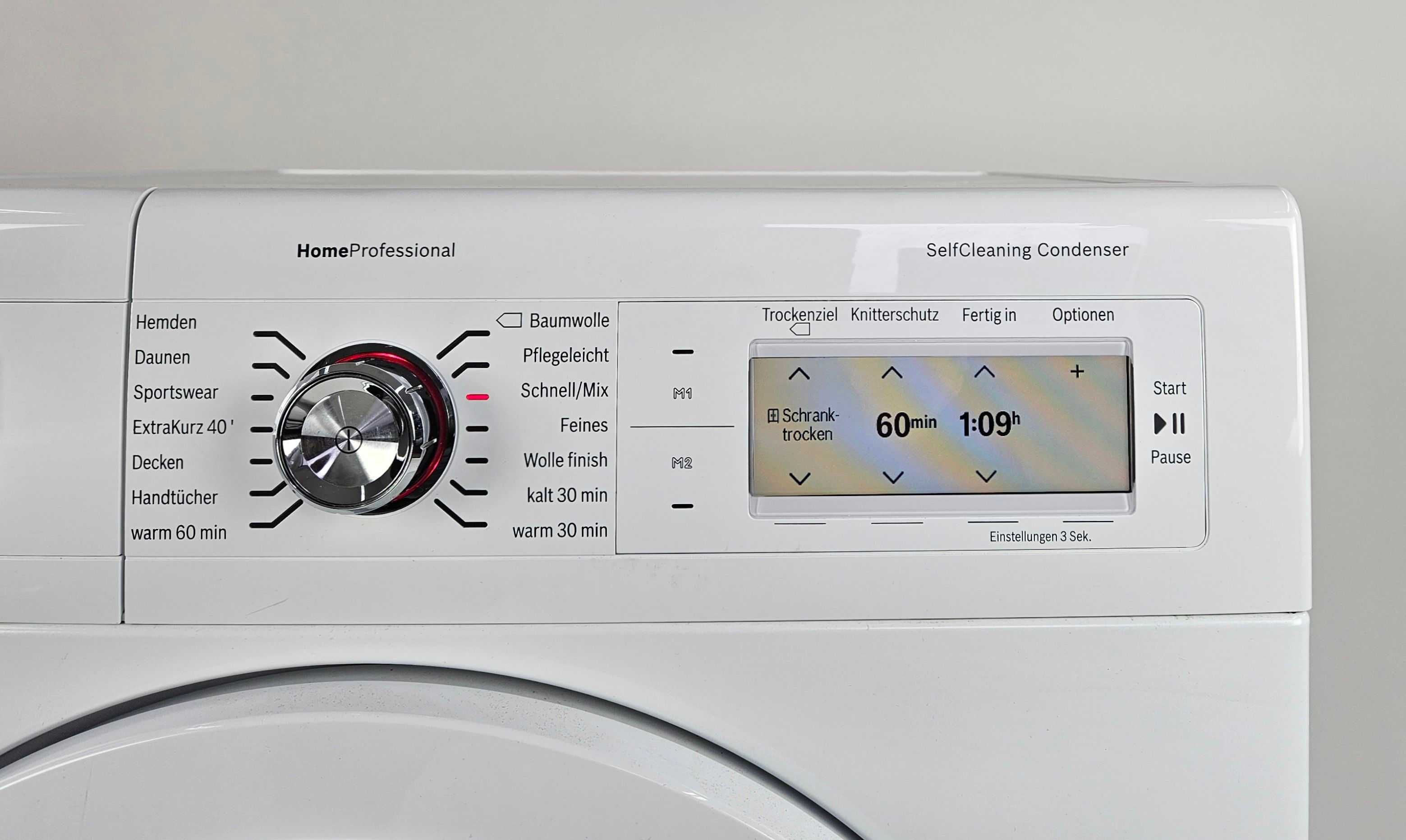 Suszarka do ubrań BOSCH HomeProfessional WTY87701 A++ kondensacyjna