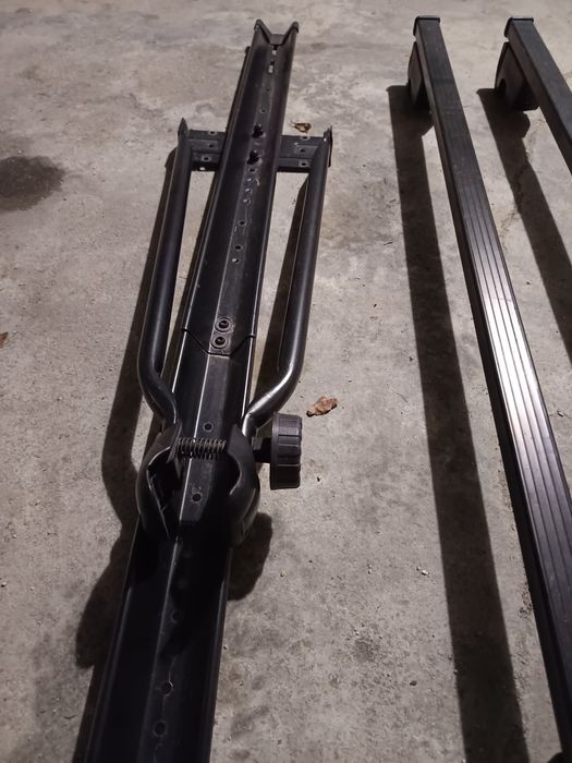 Barras tejadilho c/ suporte para 1 bicicleta