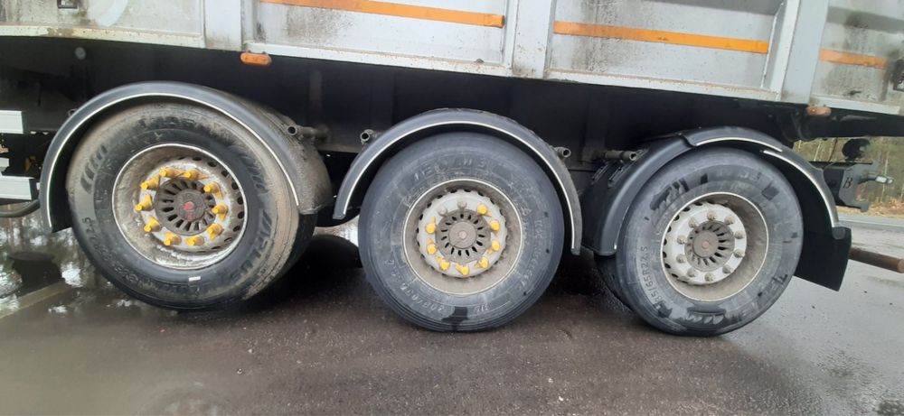 Продамо полуприцепи 45кубів Bador